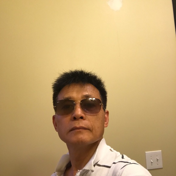 Meet your Posher, Giang - Picture 1 of 1